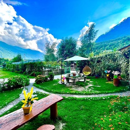 Hotel Himalayan River- Riverside Hotel Manāli Εξωτερικό φωτογραφία