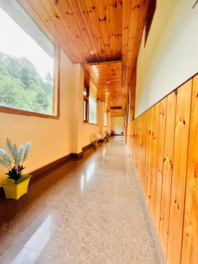 Hotel Himalayan River- Riverside Hotel Manāli Εξωτερικό φωτογραφία