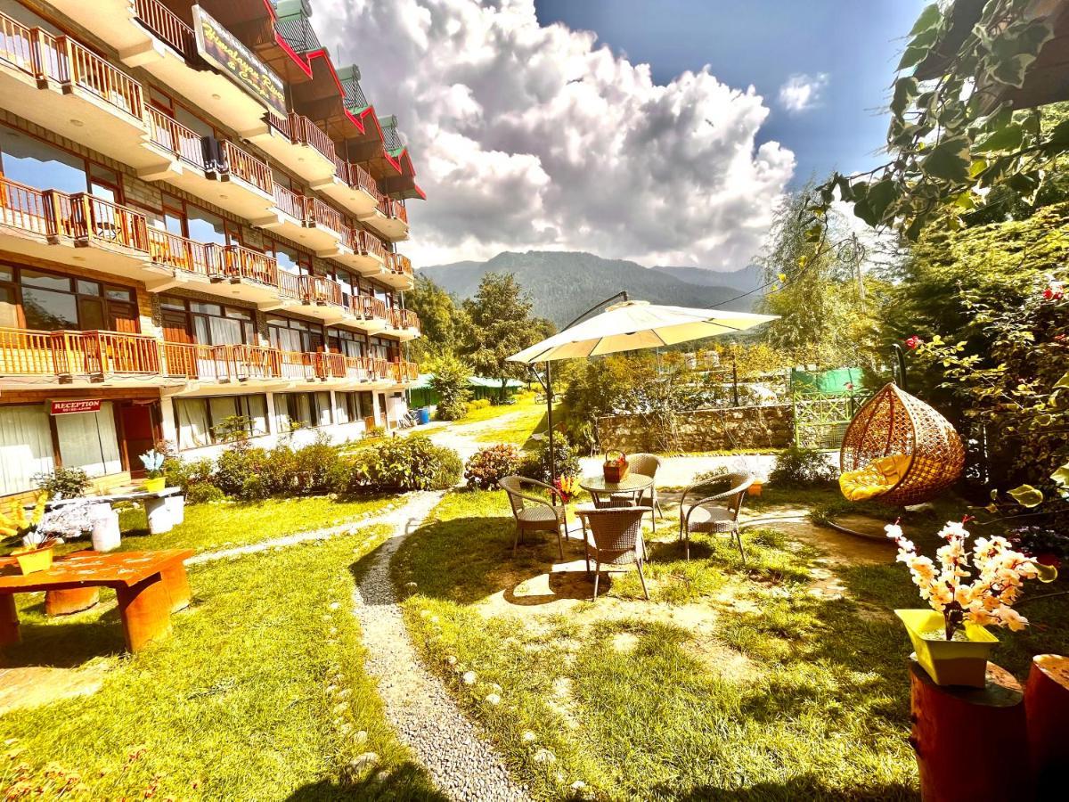 Hotel Himalayan River- Riverside Hotel Manāli Εξωτερικό φωτογραφία